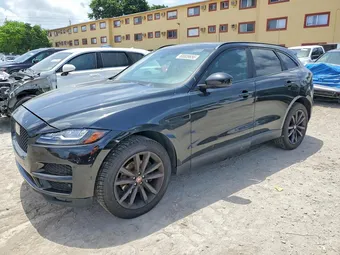 2019 Jaguar F-PACE SADCK2GX8KA354890
