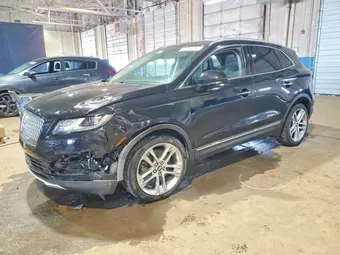 2019 Lincoln MKC 5LMCJ3D96KUL03728