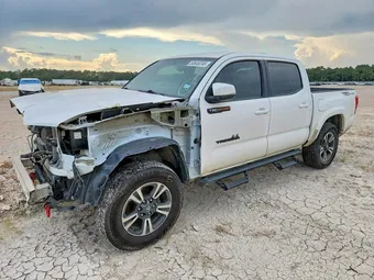 2017 Toyota Tacoma 5TFAZ5CN1HX033929 Lot 50648246