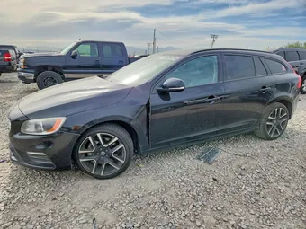 2018 Volvo V60 YV140MSLXJ2398009