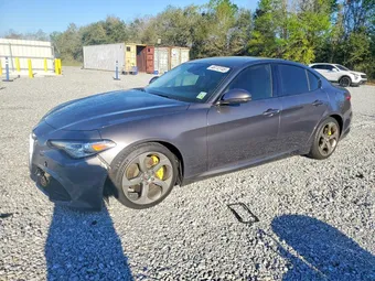 2018 Alfa Romeo ZARFAEBN5J7577862