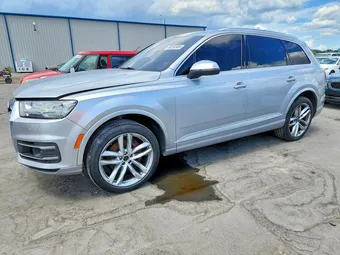 2017 Audi Q7 WA1VAAF74HD056146