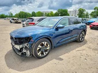 2021 Audi e-tron WA1VABGE4MB015766