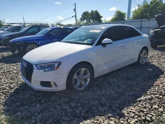 2018 Audi A3 WAUB8GFF3J1047523