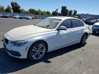 2017 BMW 3 Series WBA8B9G55HNU49818