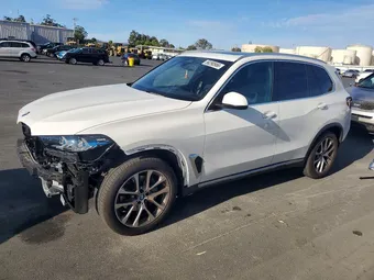 2025 BMW X5 5UX23EU07S9Y56982