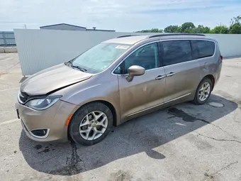 2017 Chrysler Pacifica 2C4RC1BG3HR552981 Lot 58375956