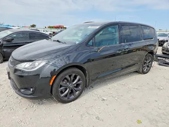 2019 Chrysler Pacifica 2C4RC1EG9KR702286
