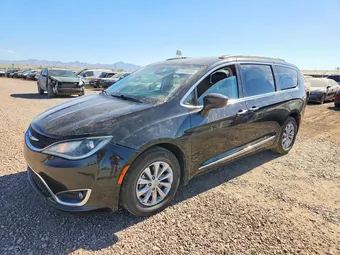 2017 Chrysler Pacifica 2C4RC1BG0HR613297