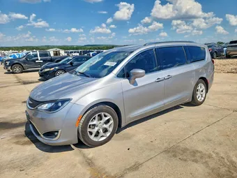 2018 Chrysler Pacifica 2C4RC1BG3JR219038 Lot 59735586
