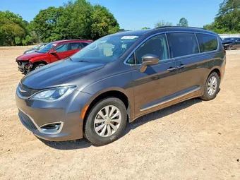 2017 Chrysler Pacifica 2C4RC1BG8HR811772 Lot 55879996