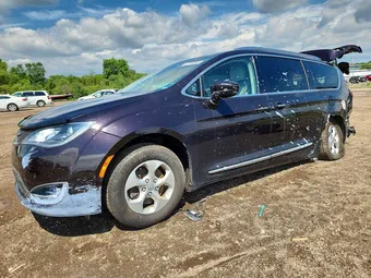 2017 Chrysler Pacifica 2C4RC1EG9HR627940 Lot 57110816