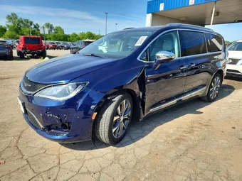 2017 Chrysler Pacifica 2C4RC1GG2HR720750