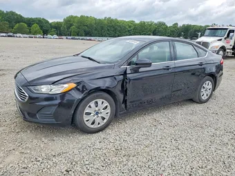 2019 Ford Fusion 3FA6P0G78KR160984