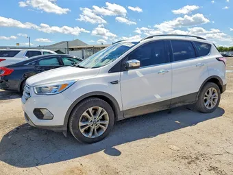 2018 Ford Escape 1FMCU9GD7JUC05318