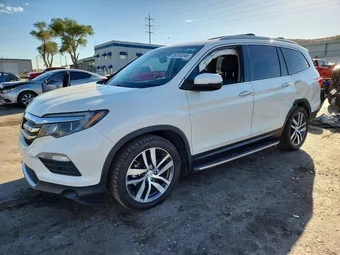 2017 Honda Pilot 5FNYF6H9XHB074806