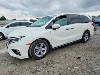 2019 Honda Odyssey 5FNRL6H78KB040382