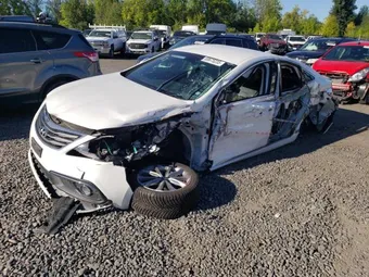 2017 Hyundai Azera KMHFG4JG8HA578163