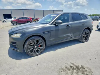 2017 Jaguar F-PACE SADCL2BV1HA061991