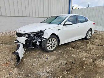2017 Kia Optima 5XXGT4L35HG155365