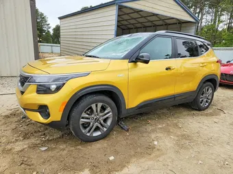 2021 Kia Seltos KNDEUCAA2M7181098