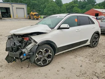 2023 Kia Niro KNDCR3LE1P5044324