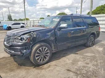 2017 Lincoln Navigator 5LMJJ3JT5HEL08932