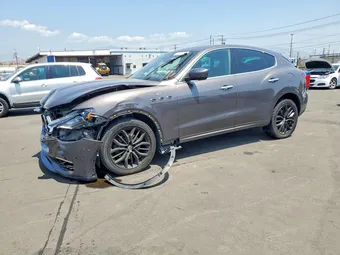 2022 Maserati Levante ZN661XUAXNX393408