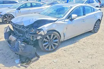 2018 Mazda 6 JM1GL1VM1J1324982