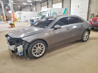 2020 Mercedes-Benz A-Class W1K3G4FB0LW043673