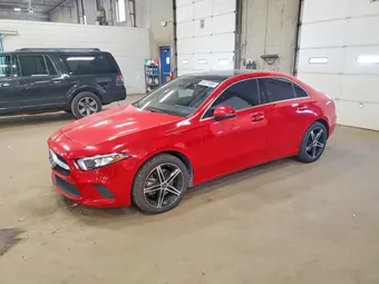 2019 Mercedes-Benz A-Class WDD3G4FB8KW020026