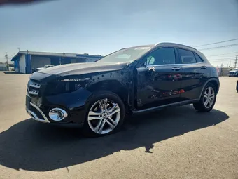 2019 Mercedes-Benz GLA-Class WDCTG4GB2KJ586361