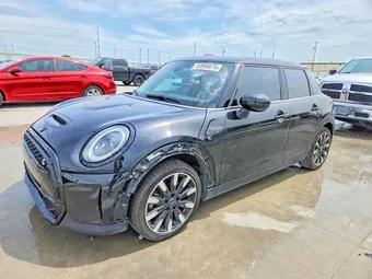 2024 Mini 5-Door WMW53DK06R2W06189