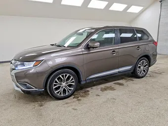 2018 Mitsubishi Outlander JA4AD3A35JZ035031