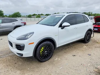 2015 Porsche Cayenne WP1AE2A24FLA50214
