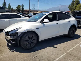 2024 Tesla Model Y 7SAYGDED4RF196608 Lot 60297436