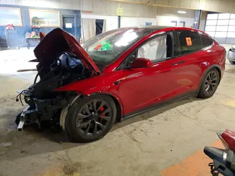 2025 Tesla Model X 7SAXCBE66SF468224