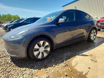 2022 Tesla Model Y 7SAYGAEE0NF382647