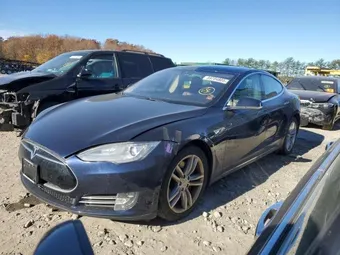 2015 Tesla Model S 5YJSA1H2XFF084033 Lot 89704805