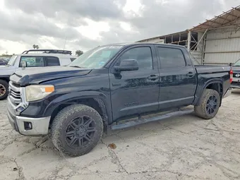 2017 Toyota Tundra 5TFEW5F15HX225373