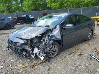 2017 Toyota Prius Prime JTDKARFPXH3035623
