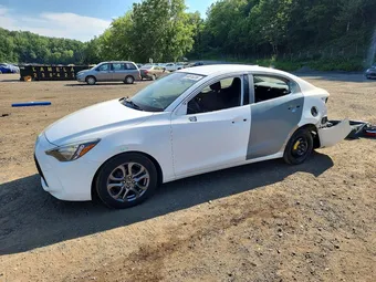 2019 Toyota Yaris 3MYDLBYV6KY520590