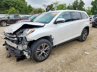 2019 Toyota Highlander 5TDBZRFH3KS729898 Lot 59059976