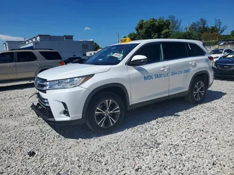 2019 Toyota Highlander 5TDZZRFH9KS304166