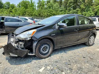 2015 Toyota Prius C JTDKDTB31F1109673
