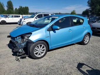2015 Toyota Prius C JTDKDTB37F1087324