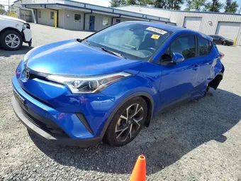 2018 Toyota C-HR NMTKHMBX7JR038700