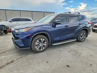 2020 Toyota Highlander 5TDHZRBH4LS041670 Lot 60212496