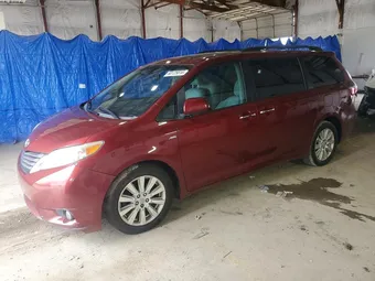 2017 Toyota Sienna 5TDDZ3DC2HS173332