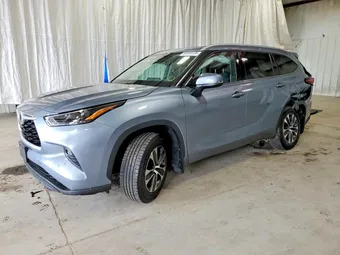2022 Toyota Highlander 5TDGZRBH4NS225280 Lot 60648136